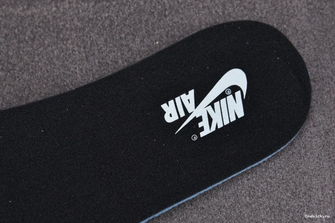 One Kick 861428-100 Igloo High Retro 1 Jordan 0810